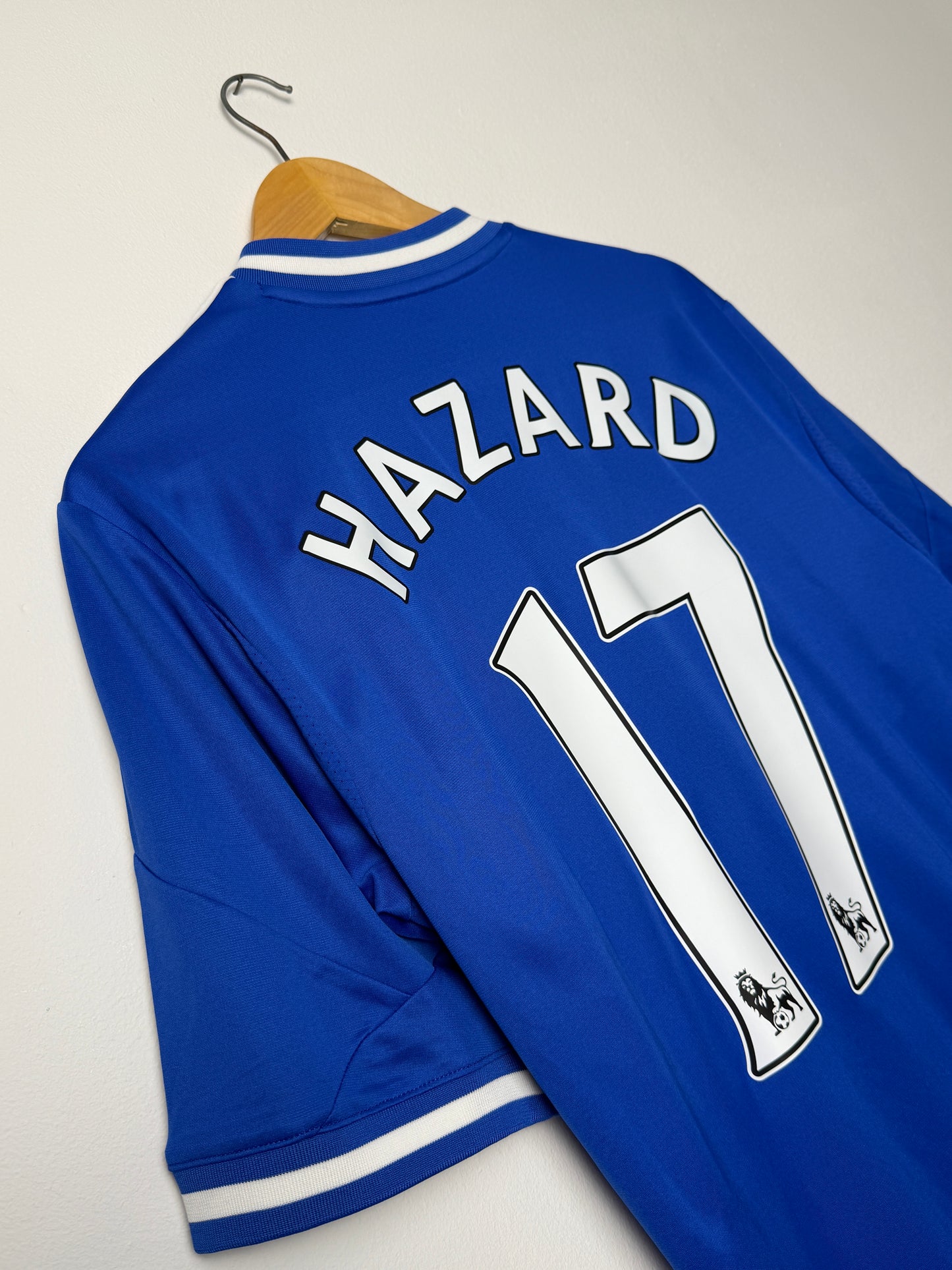 Eden Hazard Chelsea FC 2013-14 home football shirt (L)