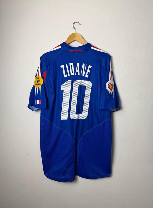 Zinedine Zidane France 2004 home football shirt (XL)