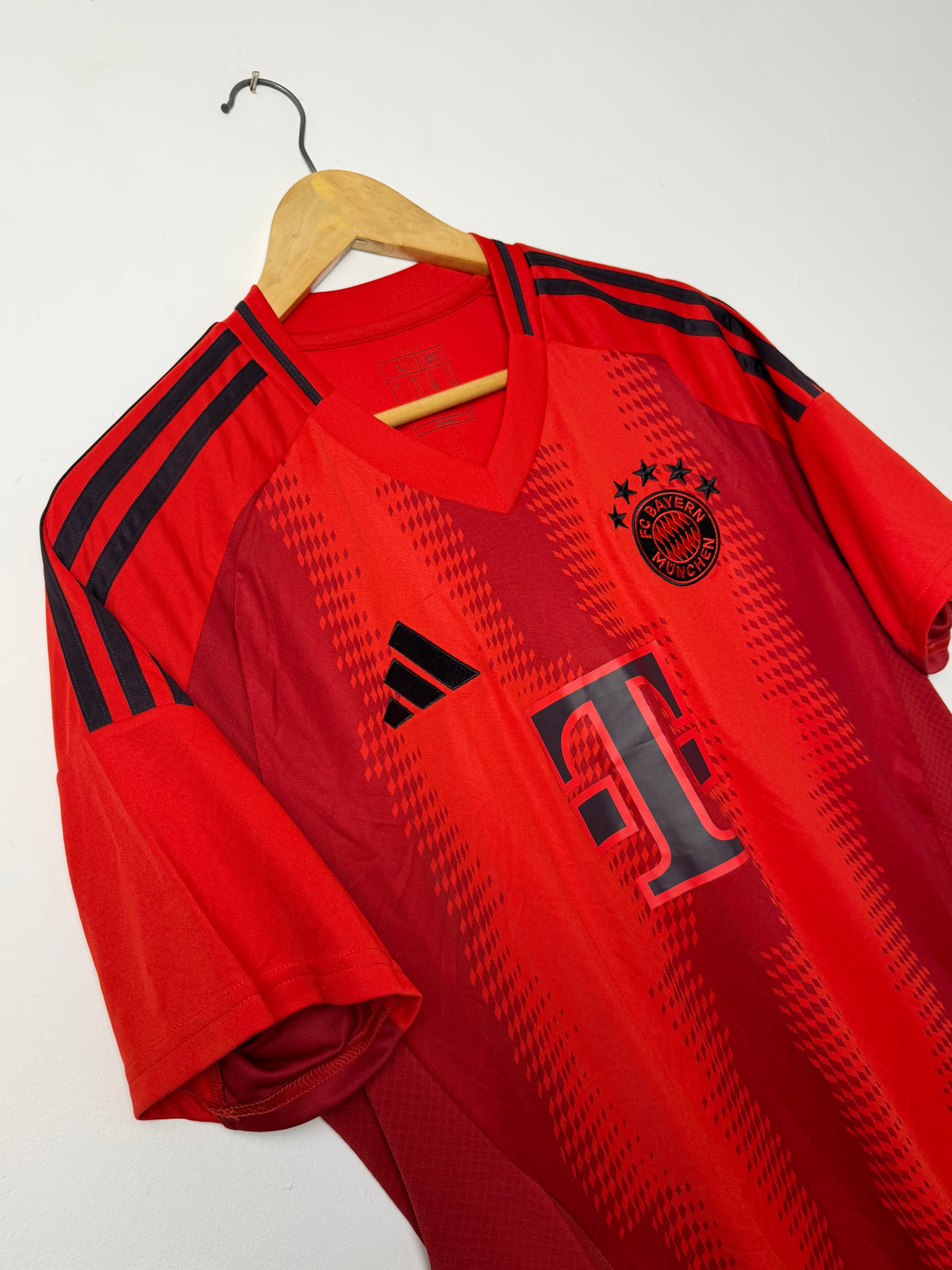 Jamal Musiala FC Bayern Munich 2024-25 home football shirt (L)