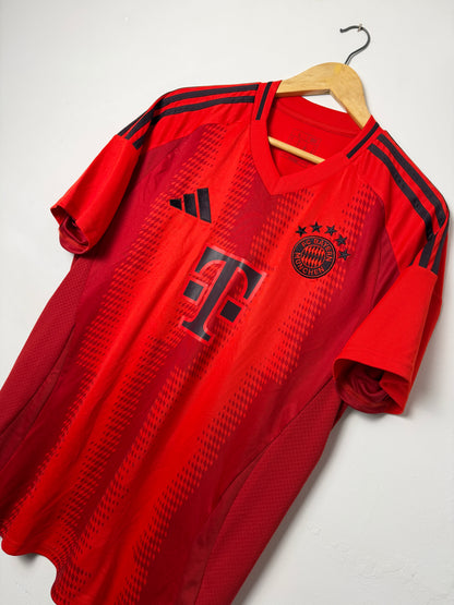 Jamal Musiala FC Bayern Munich 2024-25 home football shirt (L)