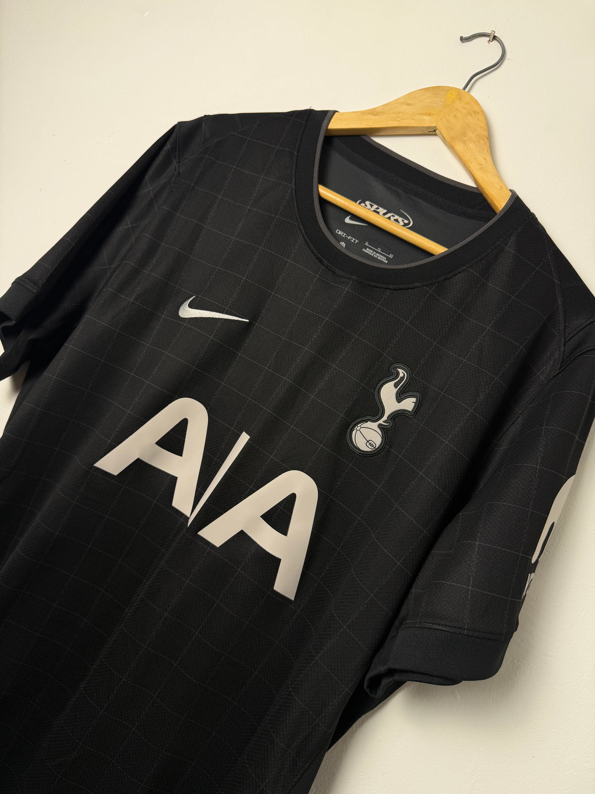 Micky Van De Van Tottenham Hotspur 2025-26 away football shirt (XL)