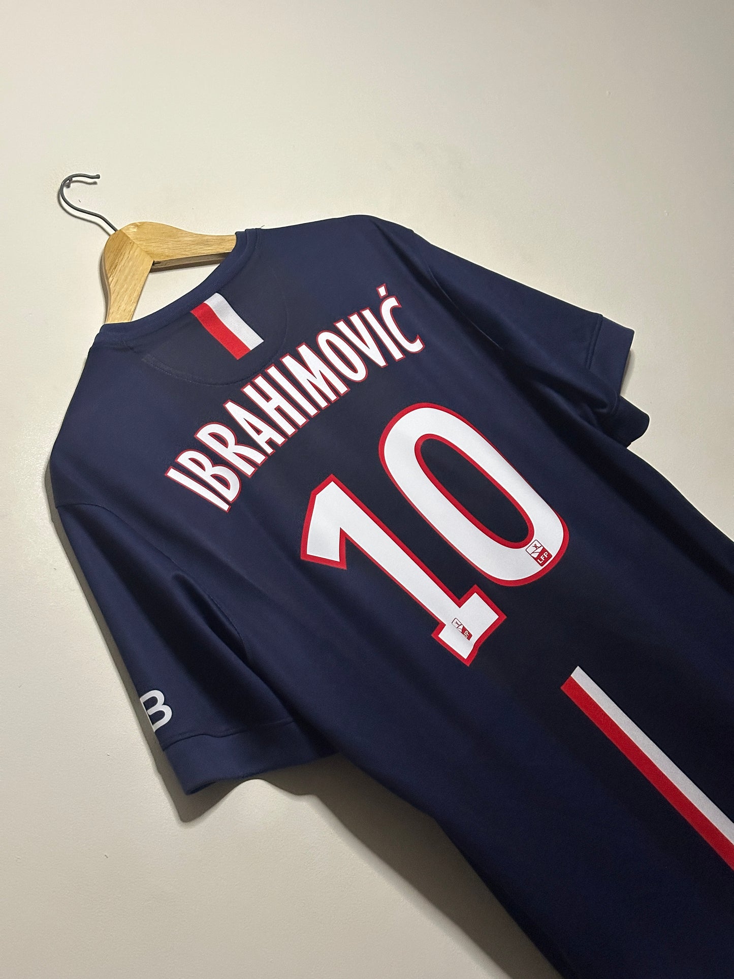 Zlatan Ibrahimovic PSG 2014-15 home football shirt (XL)