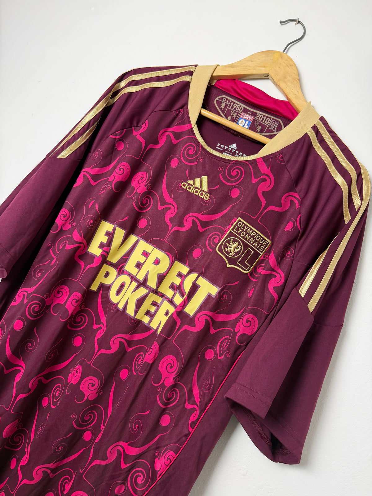 Olympique Lyonnais 2010-11 away football shirt (XL)