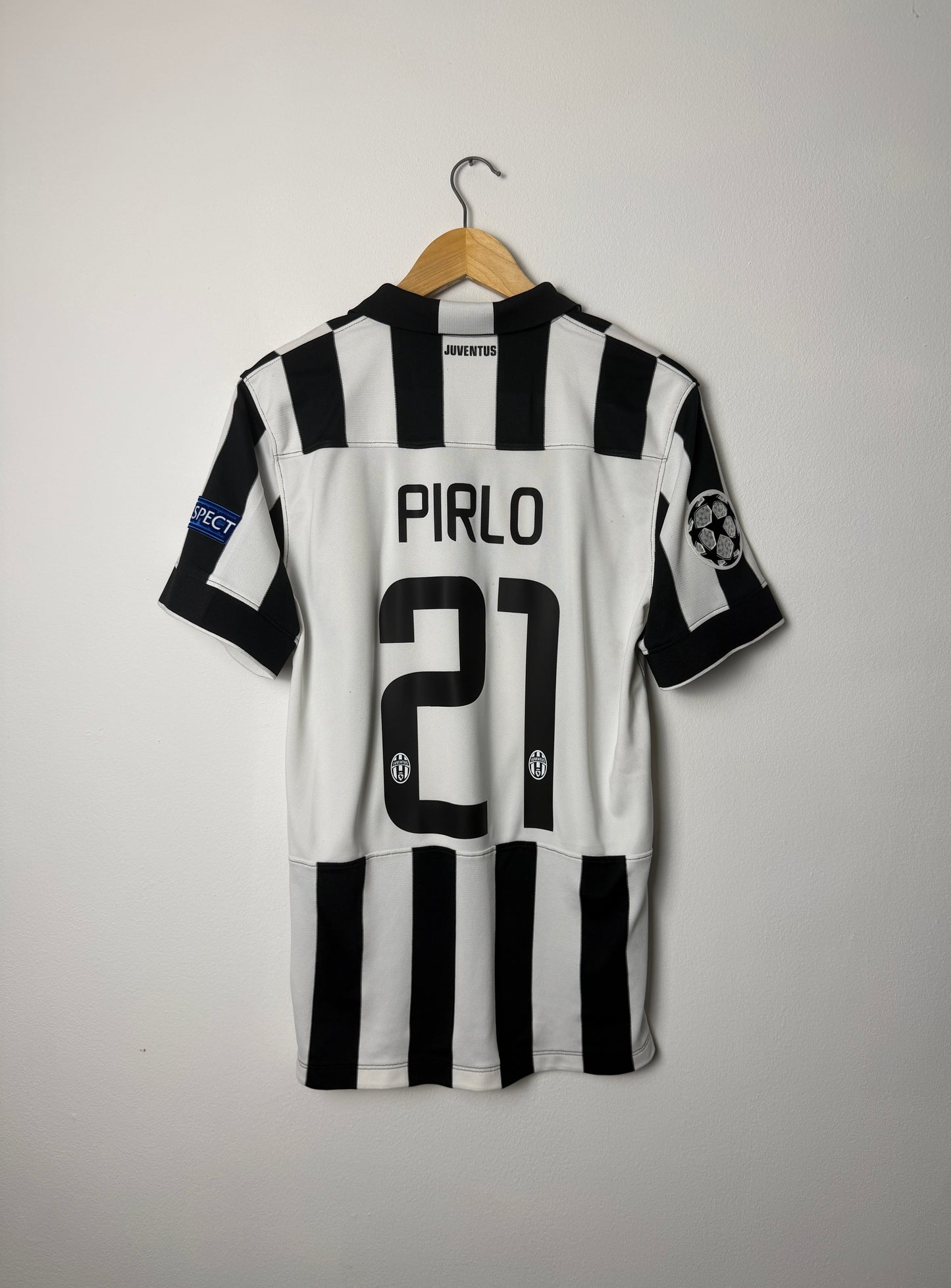 Andrea Pirlo Juventus FC 2014-15 home football shirt (M)