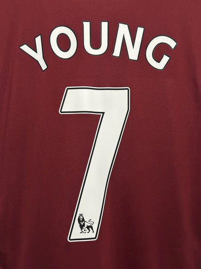 Ashley Young Aston Villa 2010-11 home football shirt (M)
