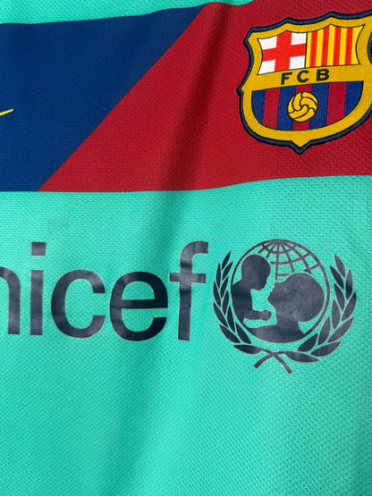 David Villa FC Barcelona 2010-11 away football shirt (M)