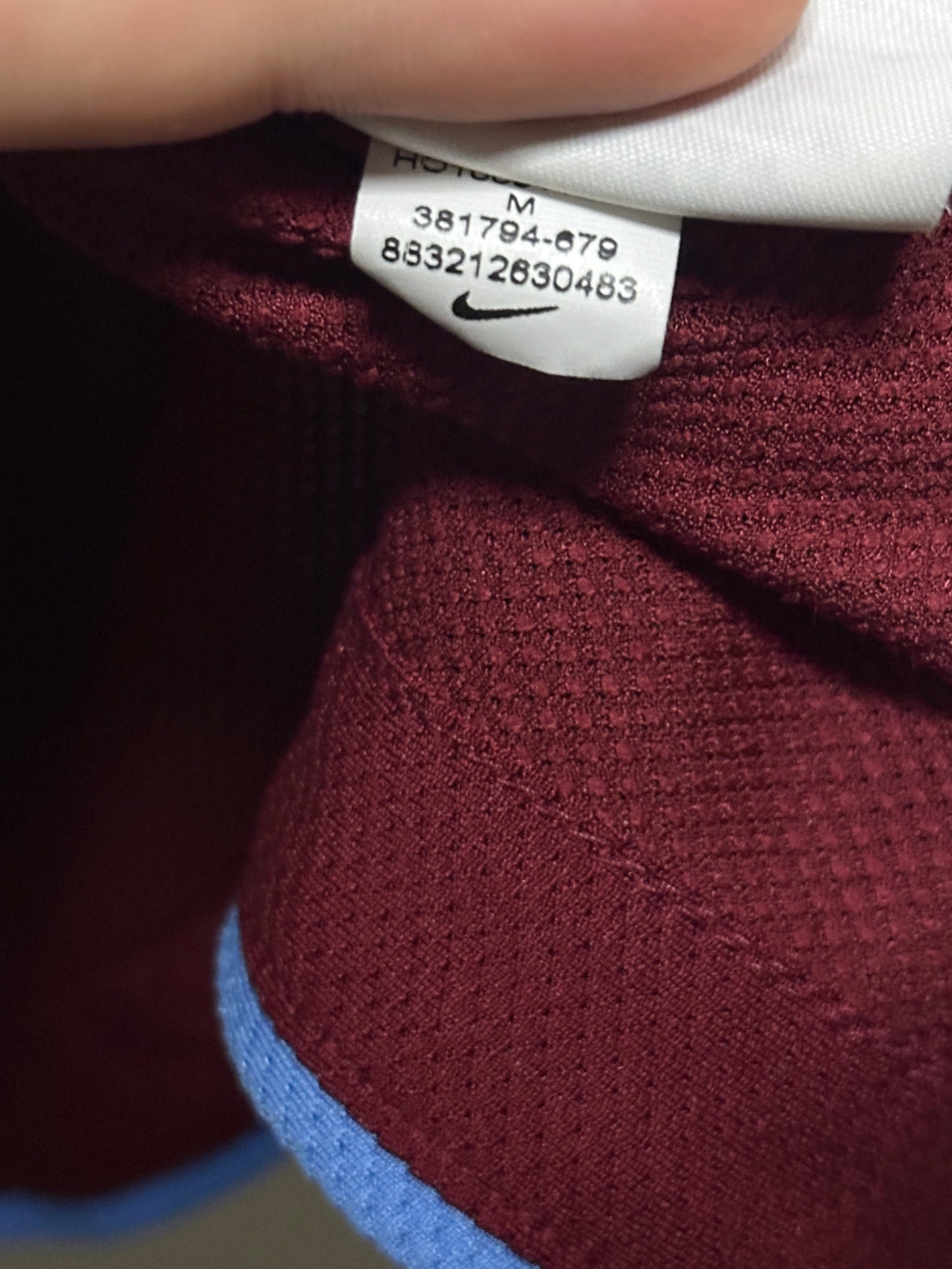 Ashley Young Aston Villa 2010-11 home football shirt (M)