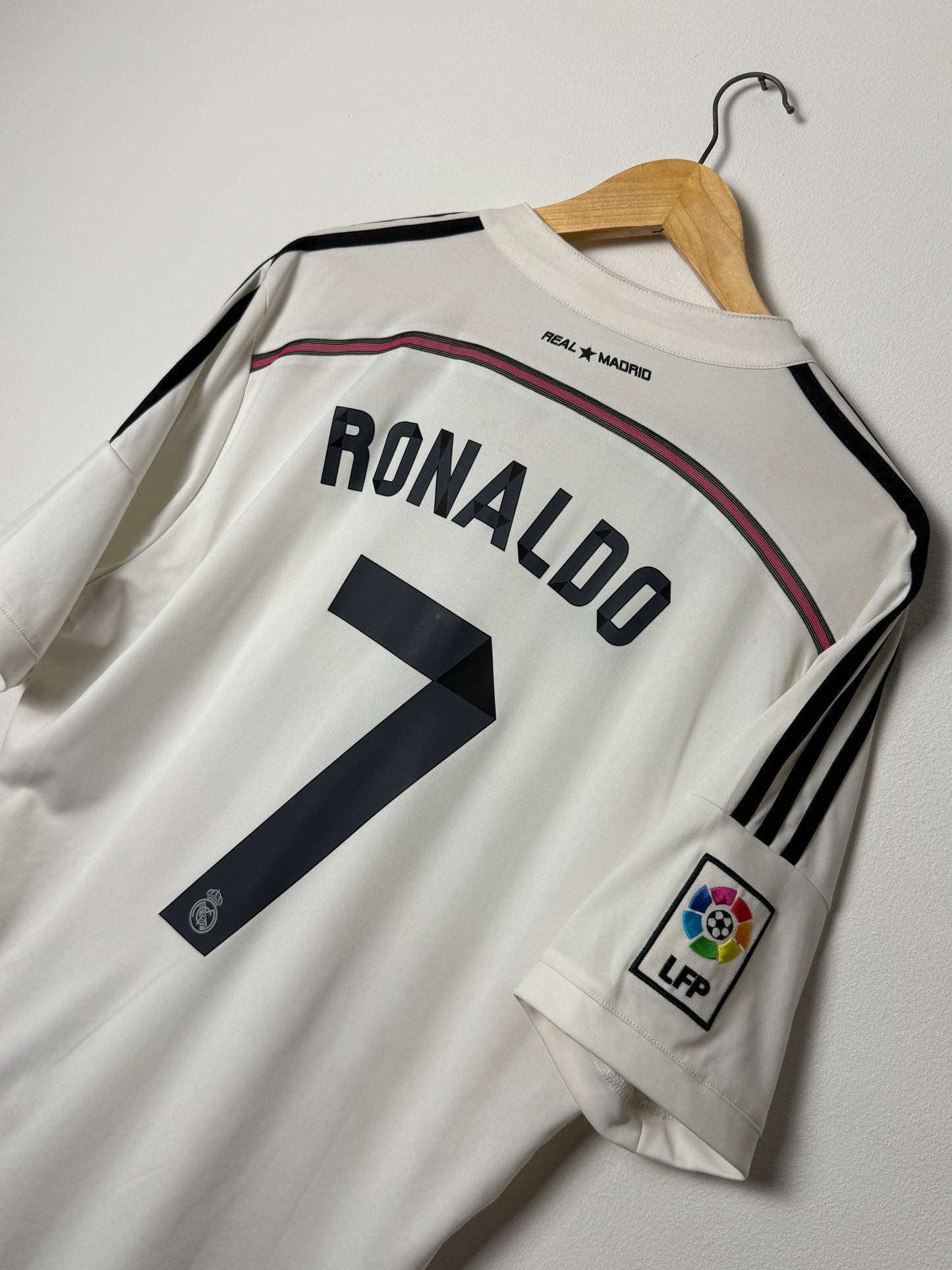 Cristiano Ronaldo Real Madrid CF 2014-15 home football shirt (L)