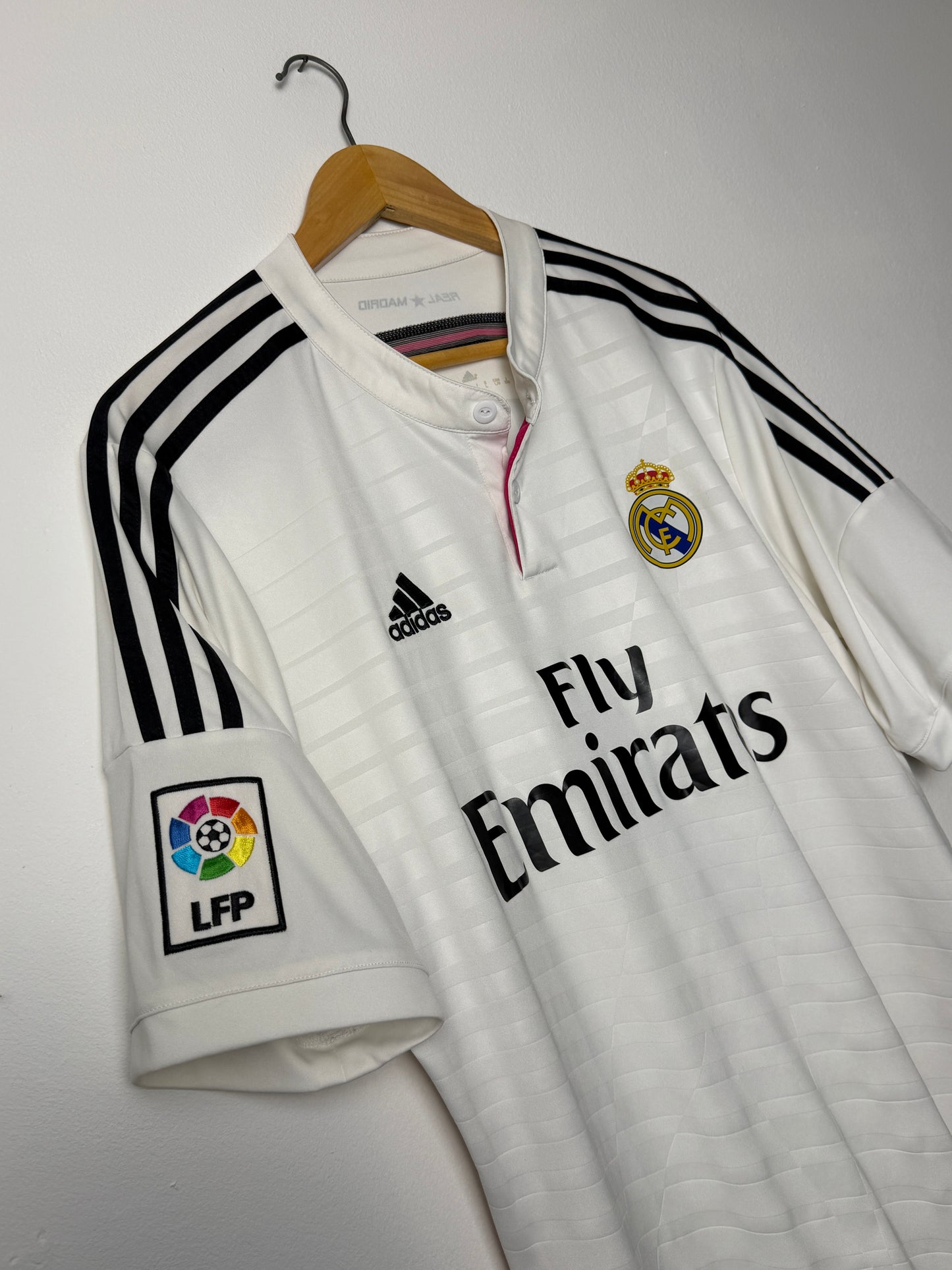 Cristiano Ronaldo Real Madrid CF 2014-15 home football shirt (L)