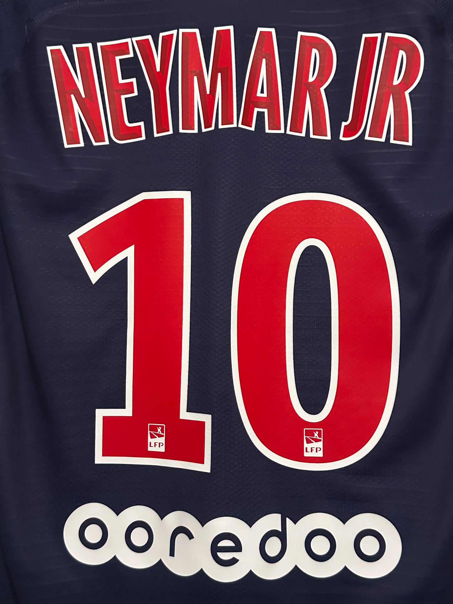Neymar JR PSG 2018-19 Vaporknit home football shirt (M)