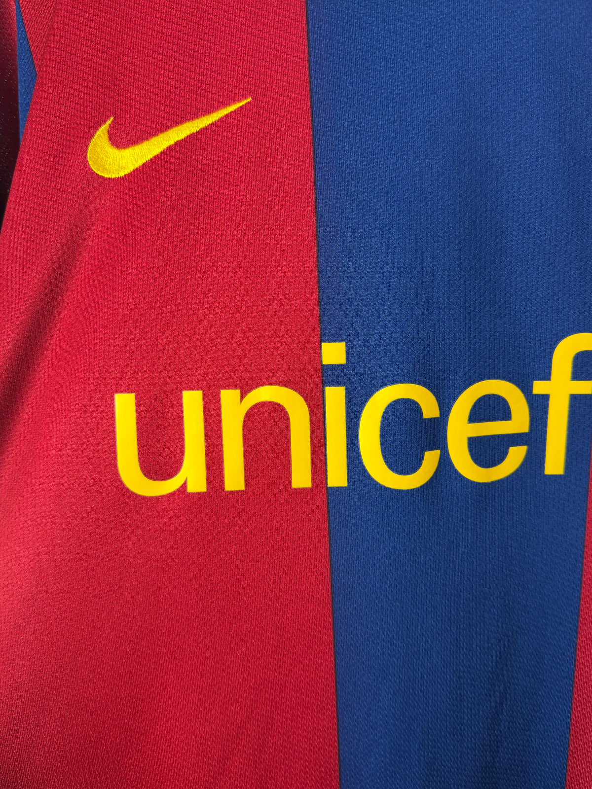 Lionel Messi FC Barcelona 2007-08 home football shirt (M)