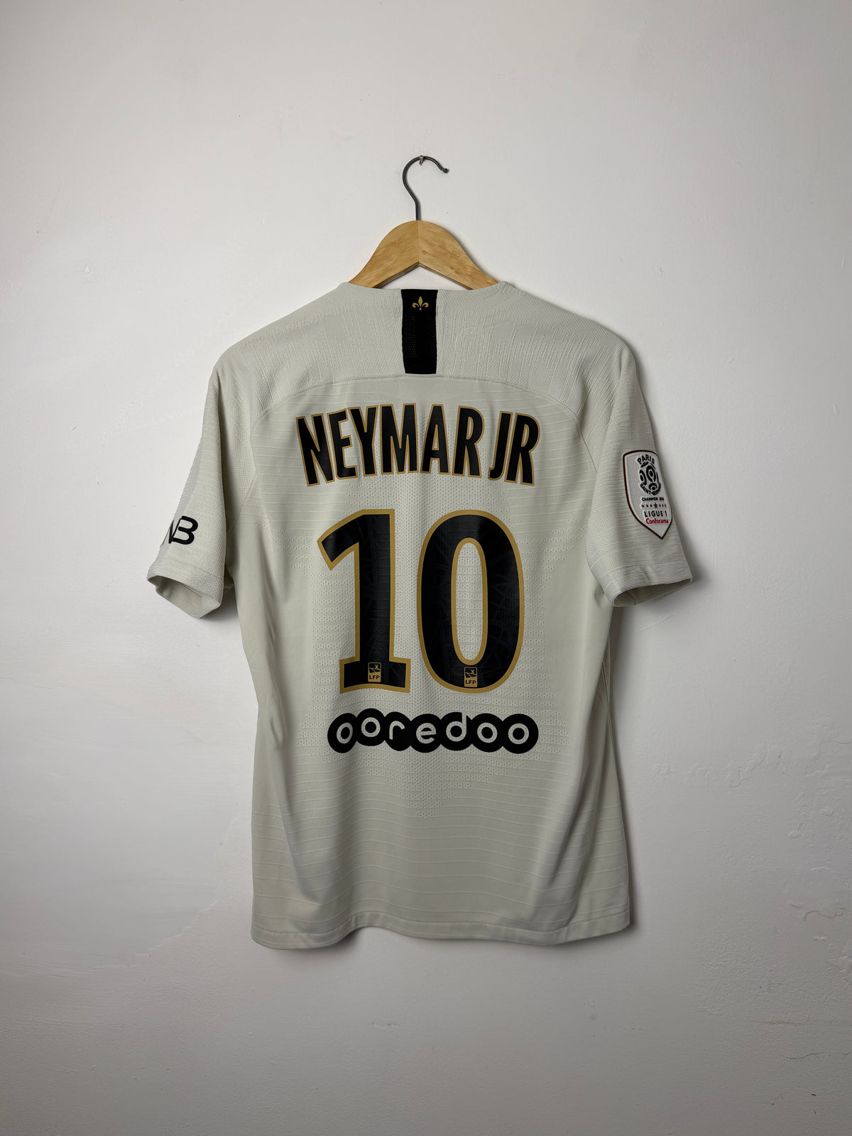 Neymar JR PSG 2018-19 away VAPORKNIT football shirt (M)