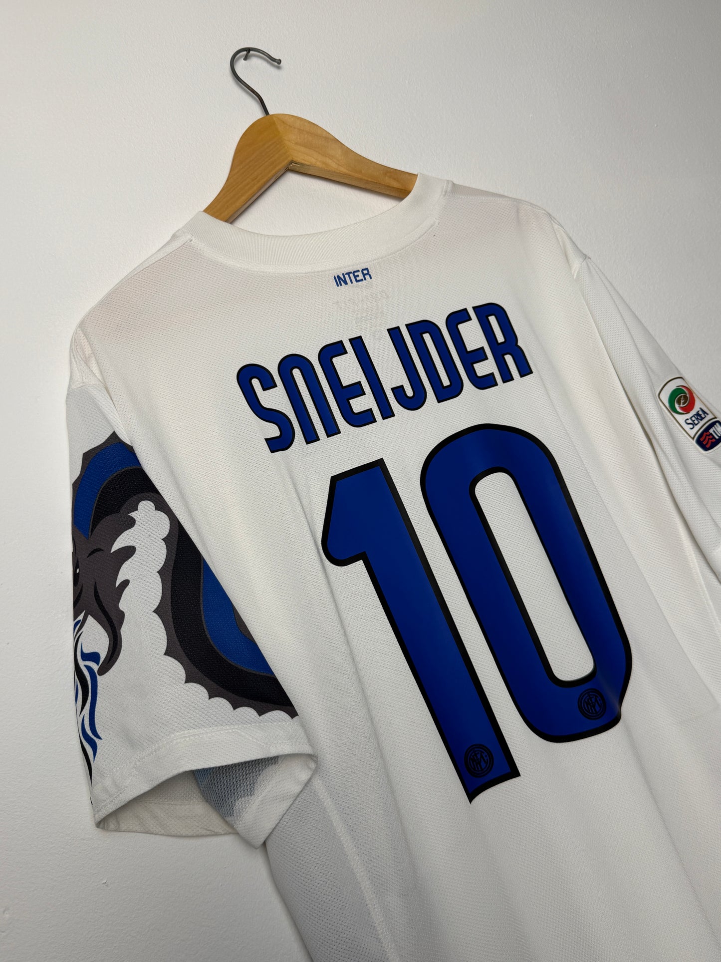 Wesley Sneijder Inter Milan 2010-11 away football shirt (XL)