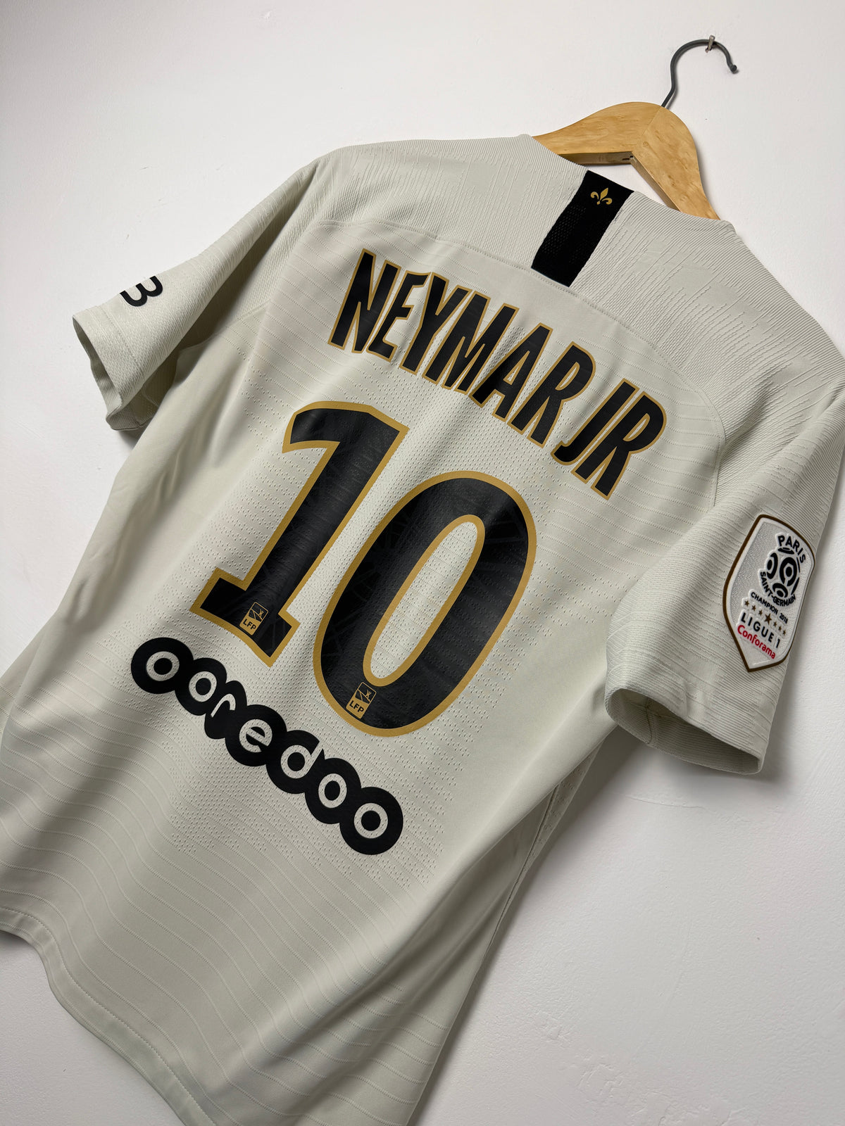 Neymar JR PSG 2018-19 away VAPORKNIT football shirt (M)