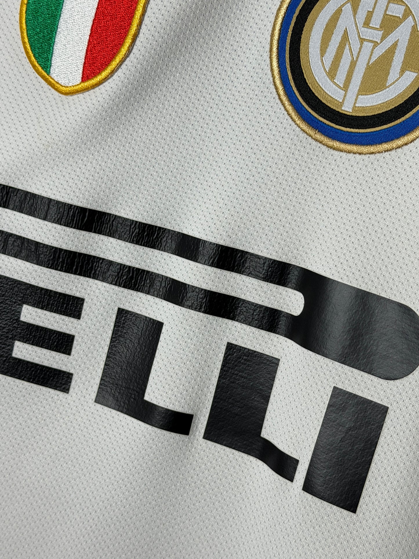 Wesley Sneijder Inter Milan 2010-11 away football shirt (XL)