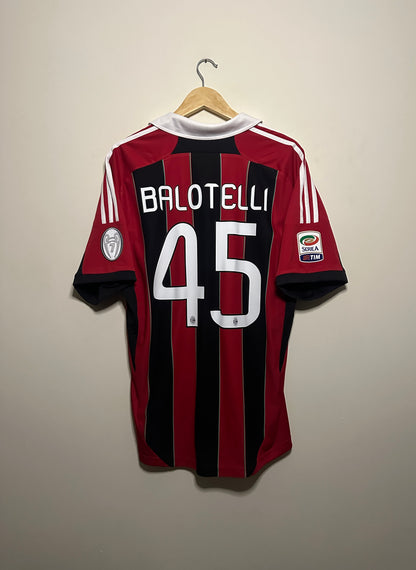 Mario Balotelli AC Milan 2012-13 Home football shirt (XL)