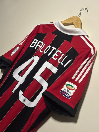 Mario Balotelli AC Milan 2012-13 Home football shirt (XL)