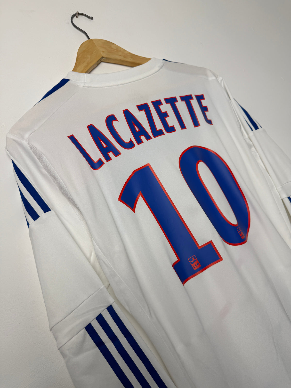 Alexandre Lacazette Olympique Lyonnais 2012-13 long sleeve home football shirt (M)