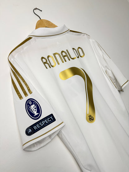 Cristiano Ronaldo Real Madrid CF 2011-12 home football shirt (L)
