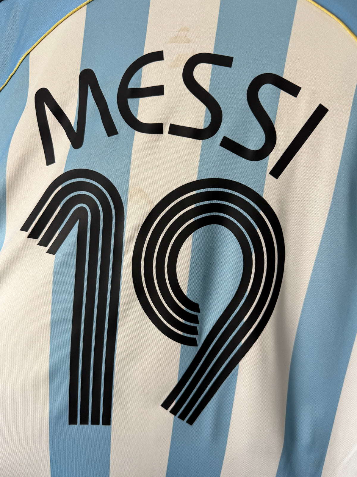 Lionel Messi Argentina 2006 home football shirt (XL)