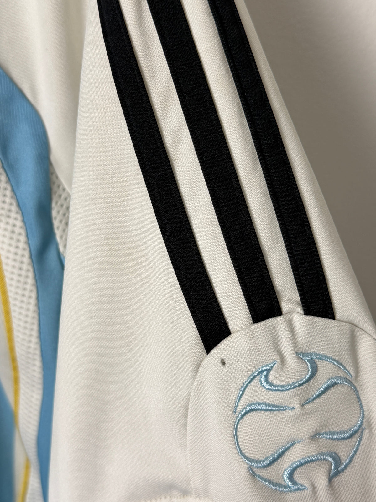 Lionel Messi Argentina 2006 home football shirt (XL)