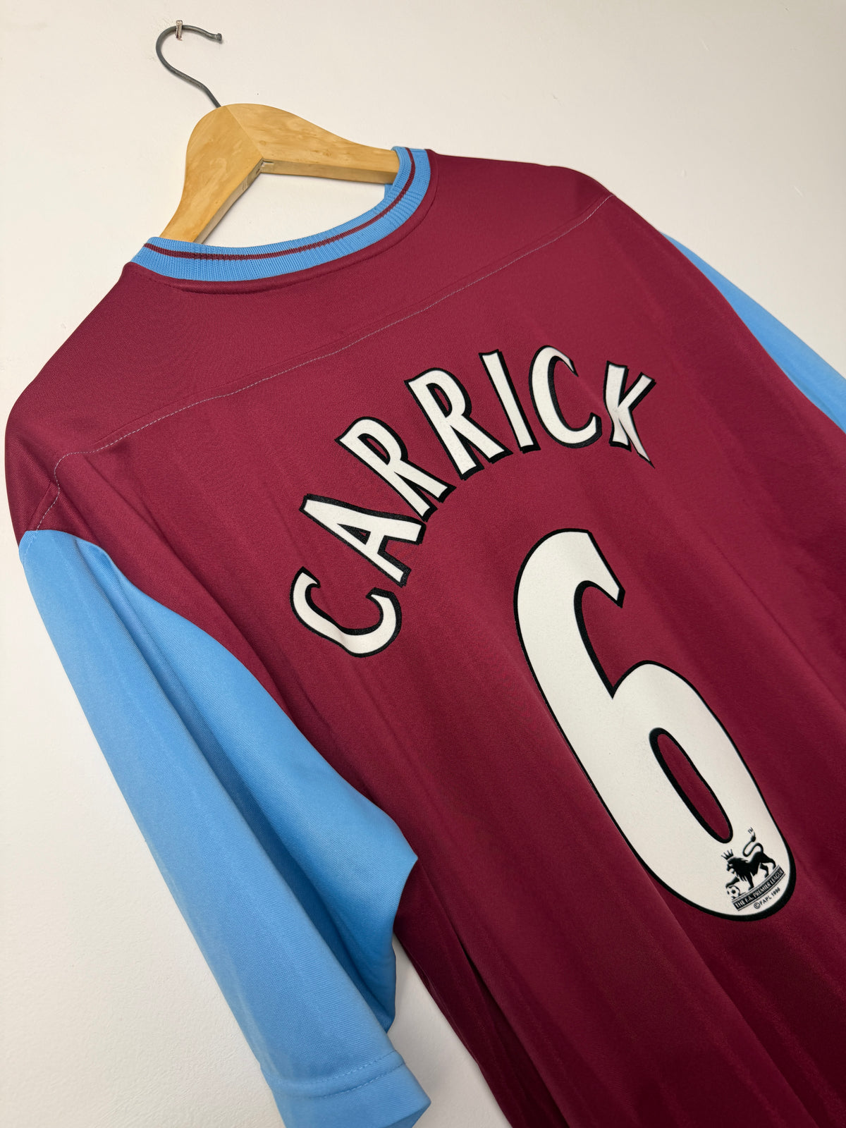 Michael Carrick West Ham United 2003-05 home football shirt (XL)