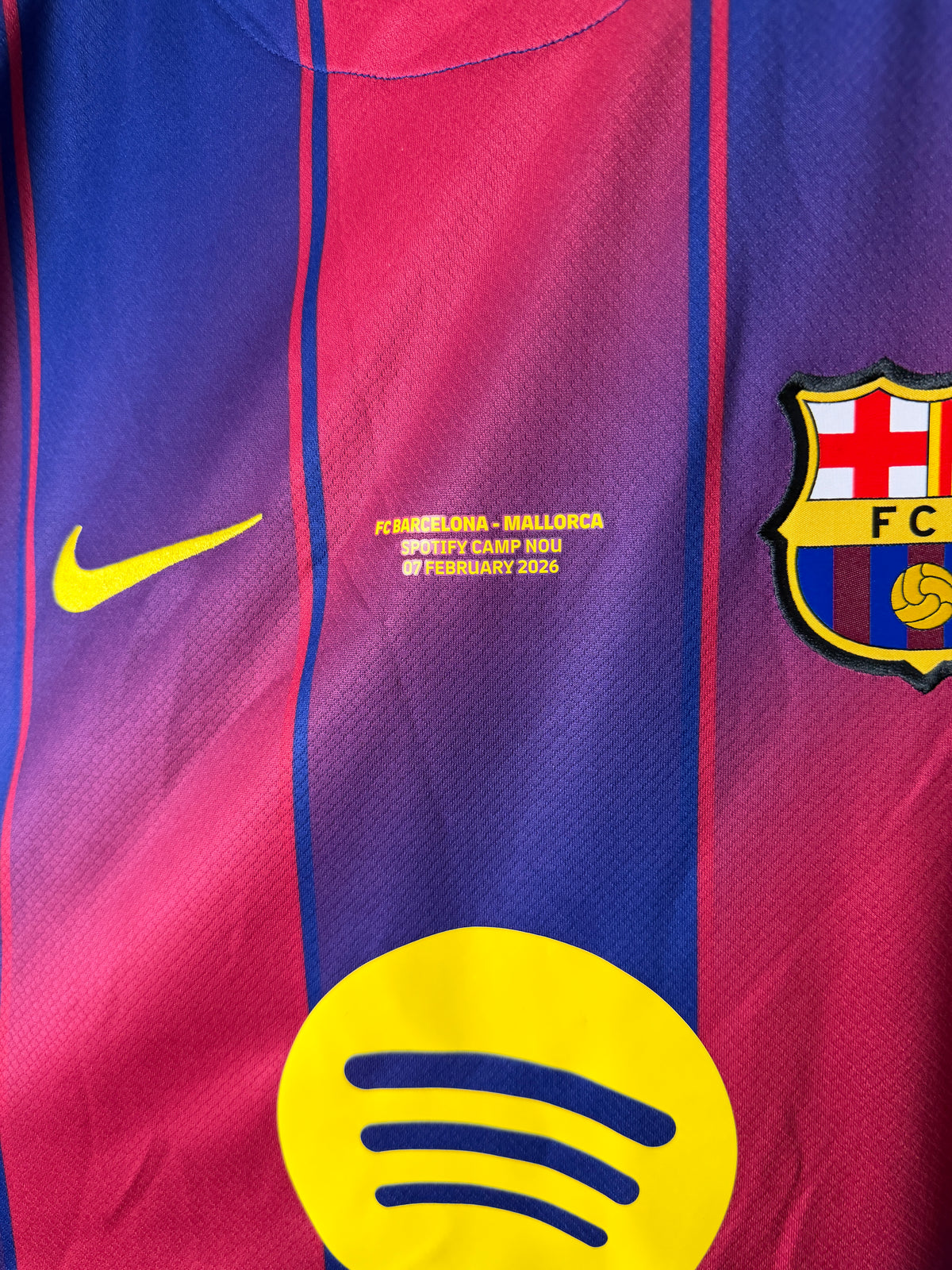 Lamine Yamal FC Barcelona 2025-26 home football shirt (XXL)