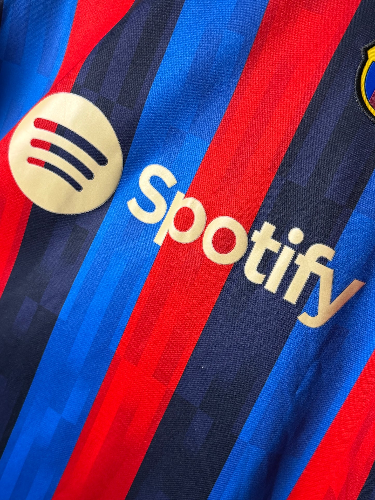 Robert Lewandowski FC Barcelona 2022-23 home football shirt (M)