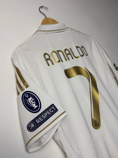 Cristiano Ronaldo Real Madrid CF 2011-12 home football shirt (M)
