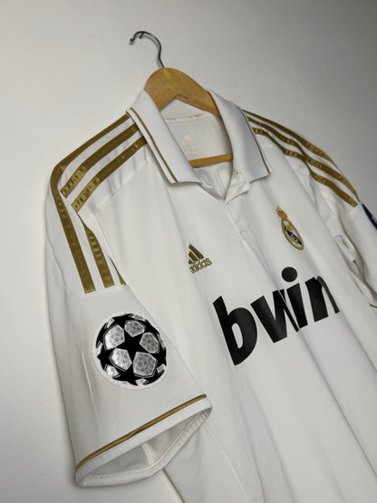 Cristiano Ronaldo Real Madrid CF 2011-12 home football shirt (M)