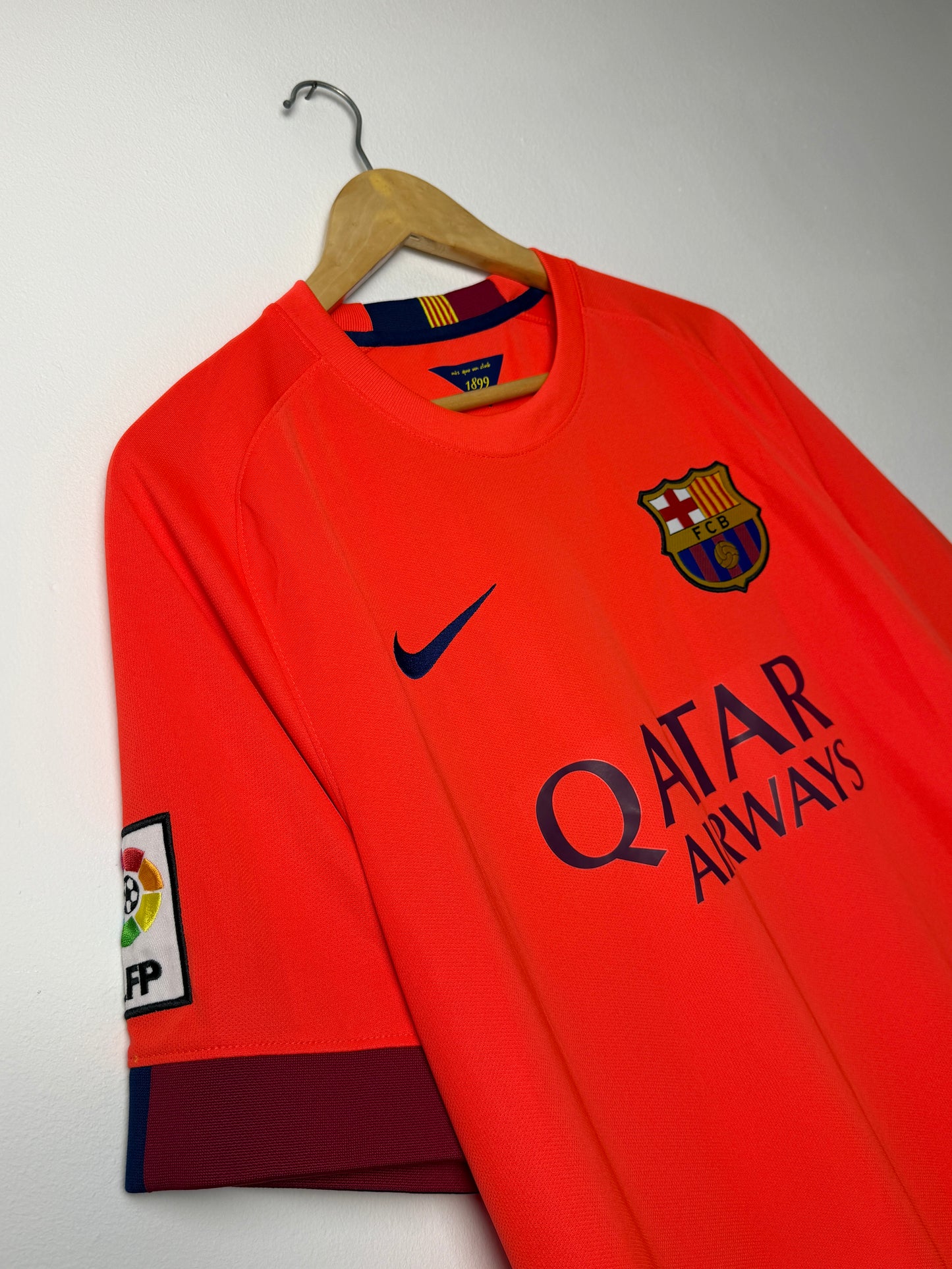 Lionel Messi FC Barcelona 2014-15 away football shirt (L)