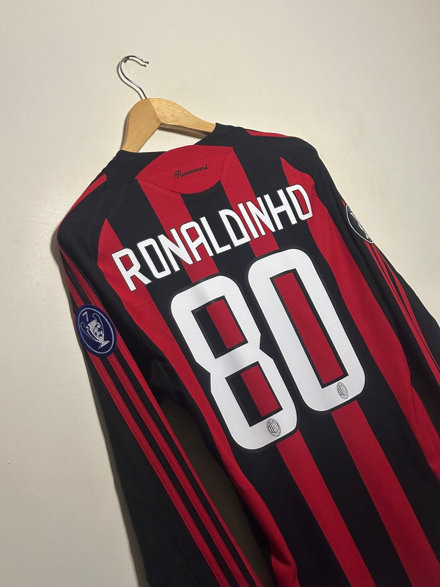 Ronaldinho AC Milan 2008-09 long sleeve home football shirt (M)