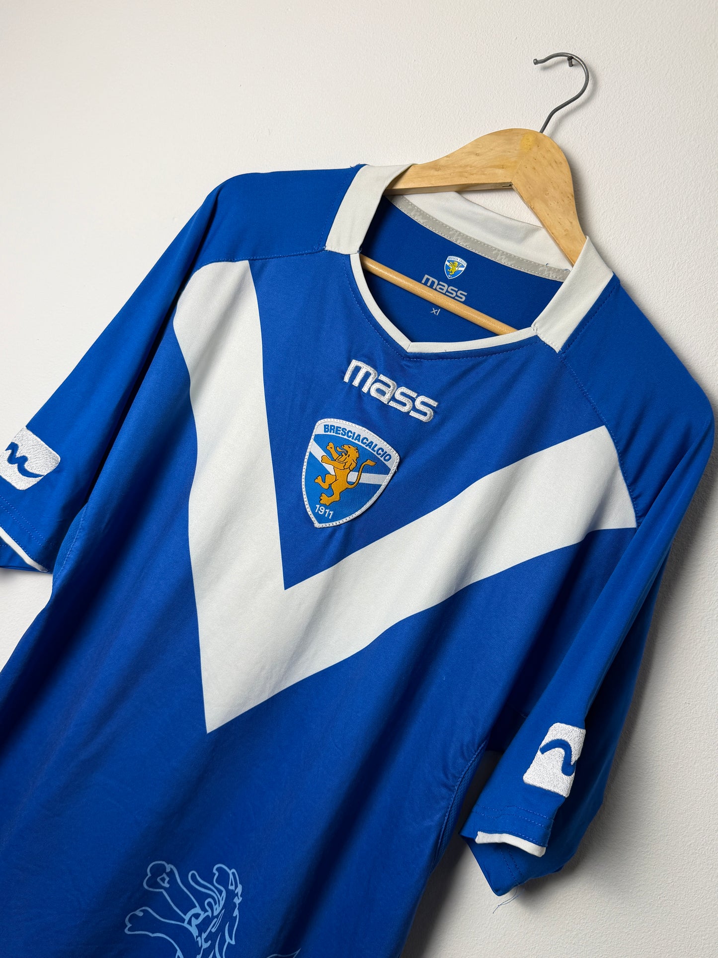 Brescia Calcio 2010-11 home football shirt (XL)