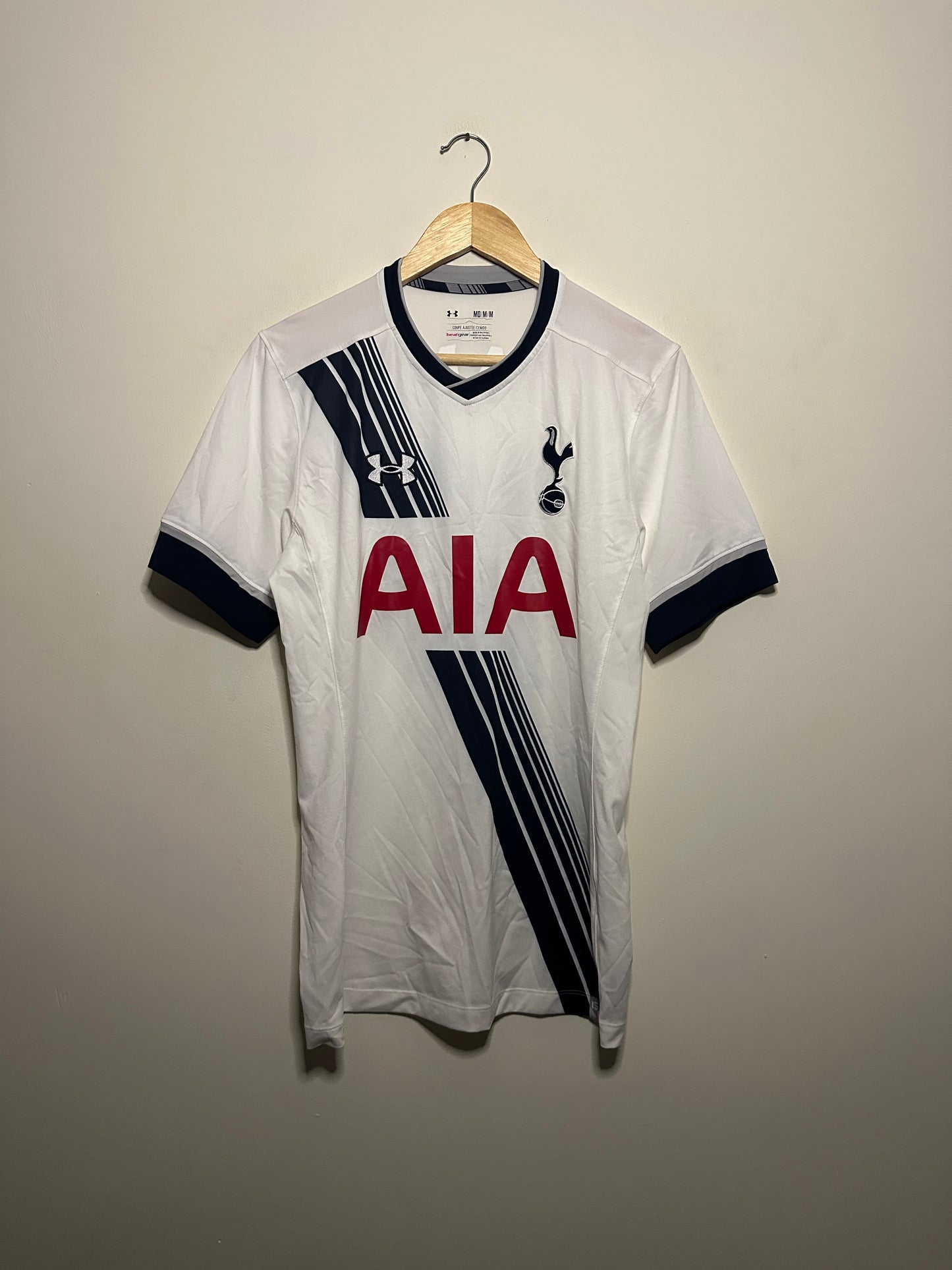 Harry Kane Tottenham Hotspur 2015-16 home football shirt (M)
