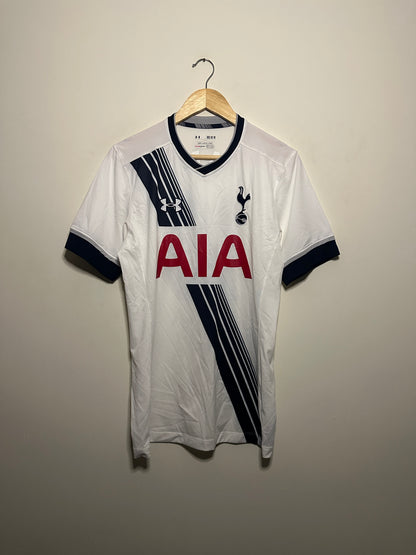 Harry Kane Tottenham Hotspur 2015-16 home football shirt (M)