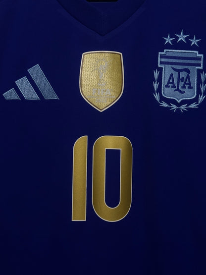 Lionel Messi Argentina 2024 away football shirt (M)
