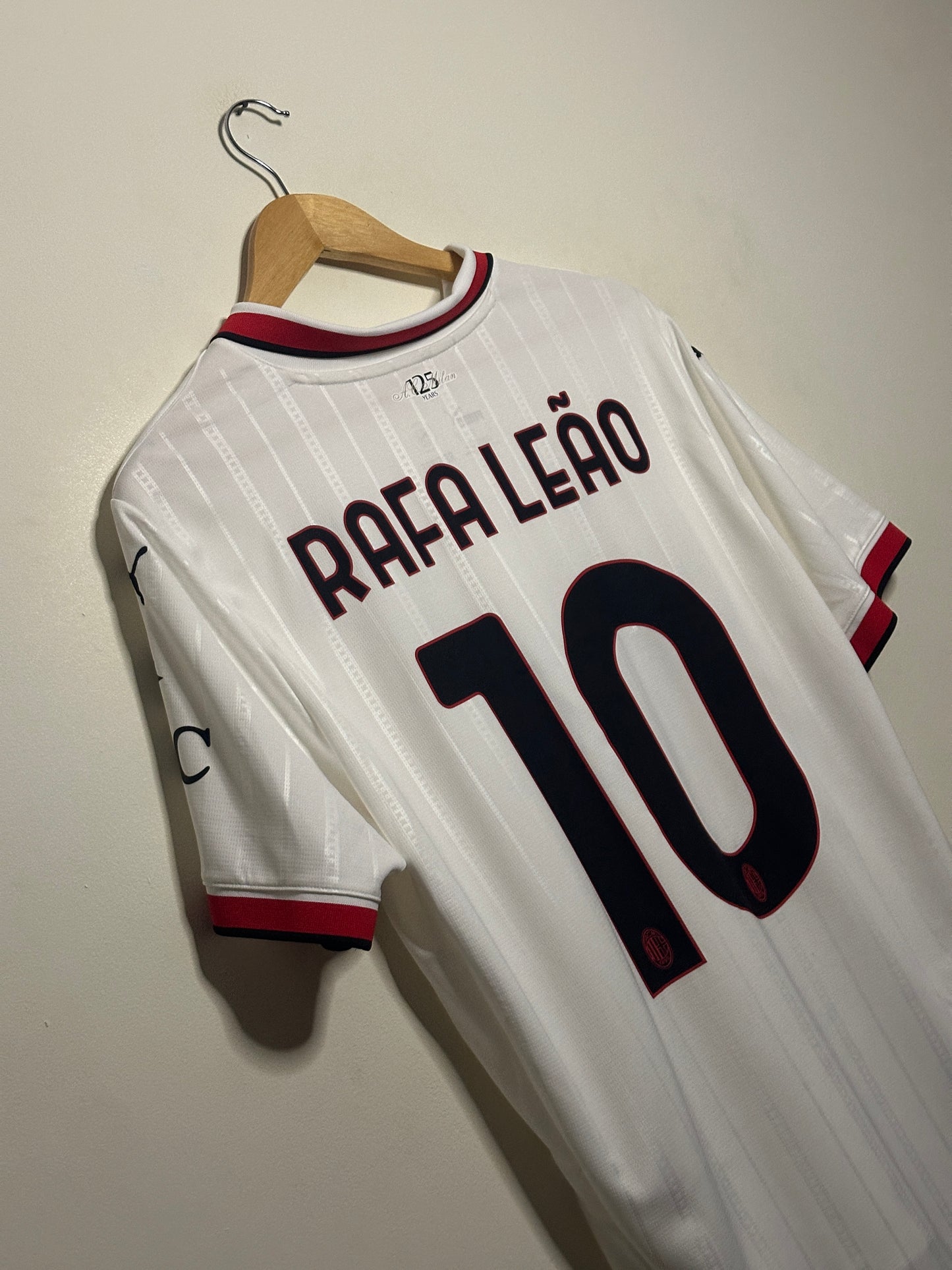 Rafa Leao AC Milan 2024-25 away football shirt (L)