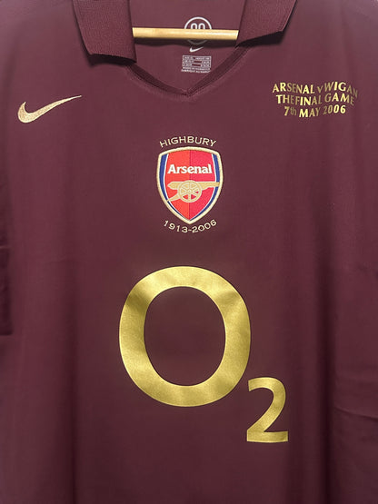 Dennis Bergkamp Arsenal FC 2005-06 home football shirt (XL)