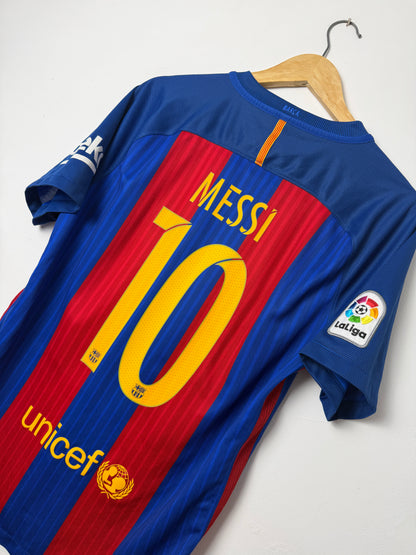 Lionel Messi FC Barcelona 2016-17 home football shirt (M)