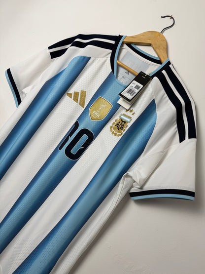 Lionel Messi Argentina 2026 World Cup CLIMACOOL+ home football shirt (L)