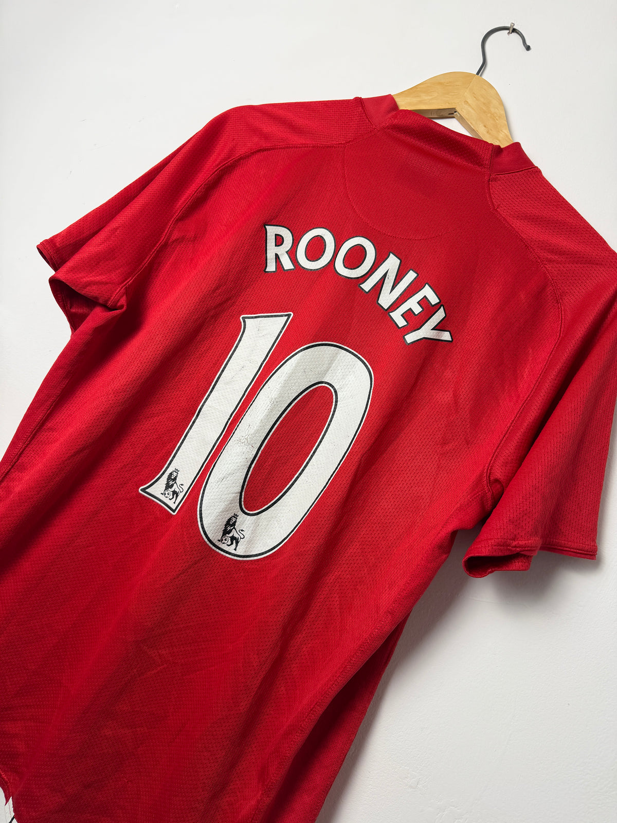 Wayne Rooney Manchester United 2007-09 home football shirt (L)
