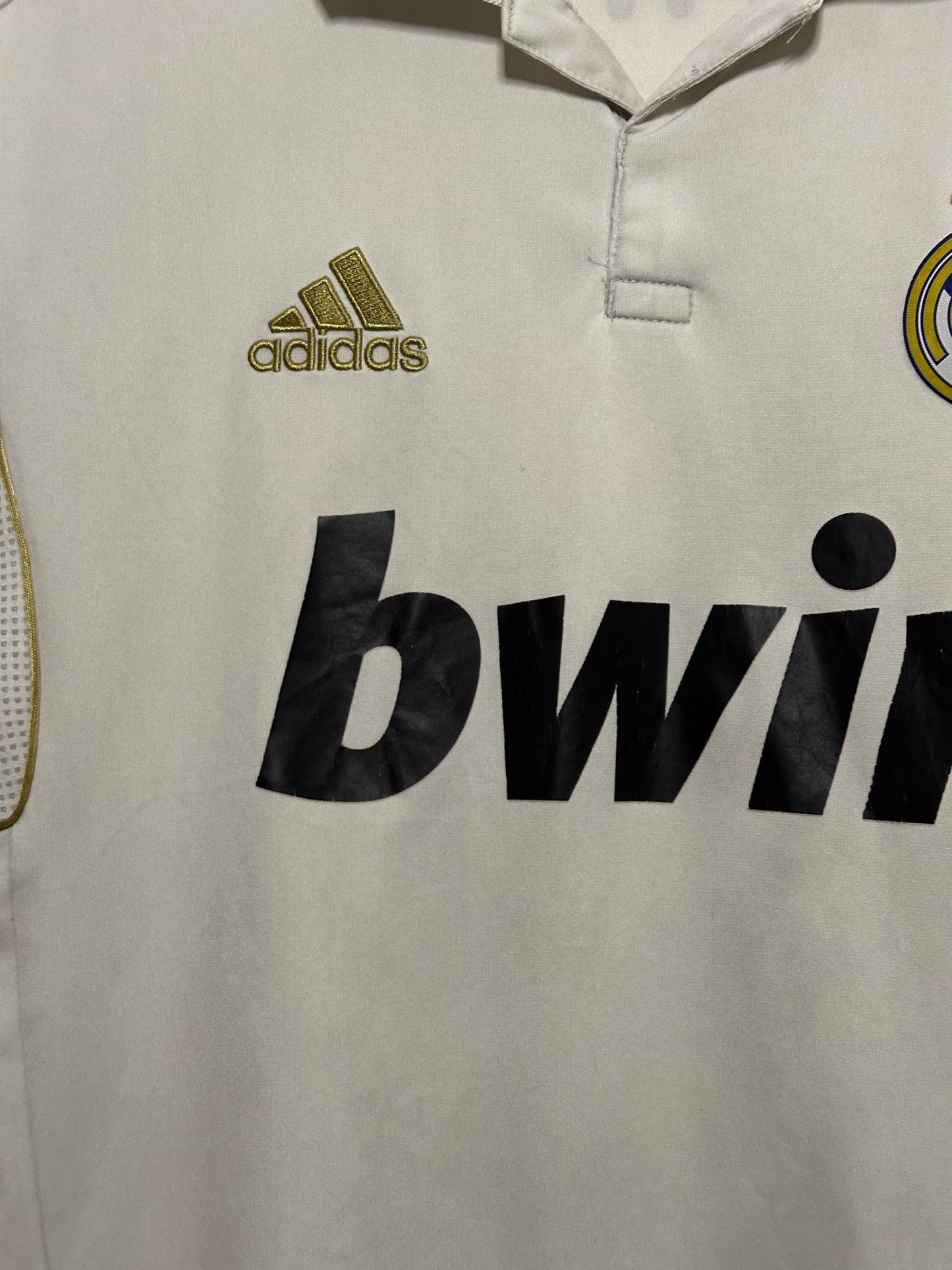 Kaka Real Madrid CF 2011-12 home football shirt (M)