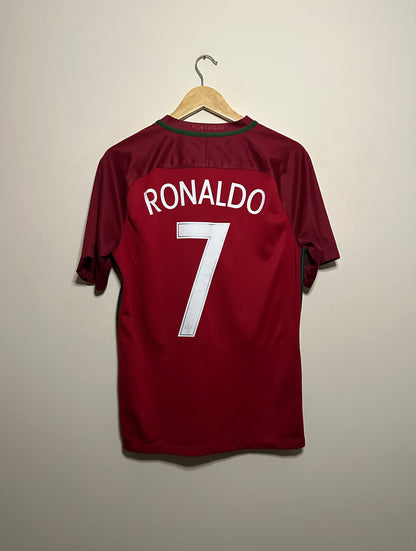 Cristiano Ronaldo Portugal 2016 home football shirt (M)