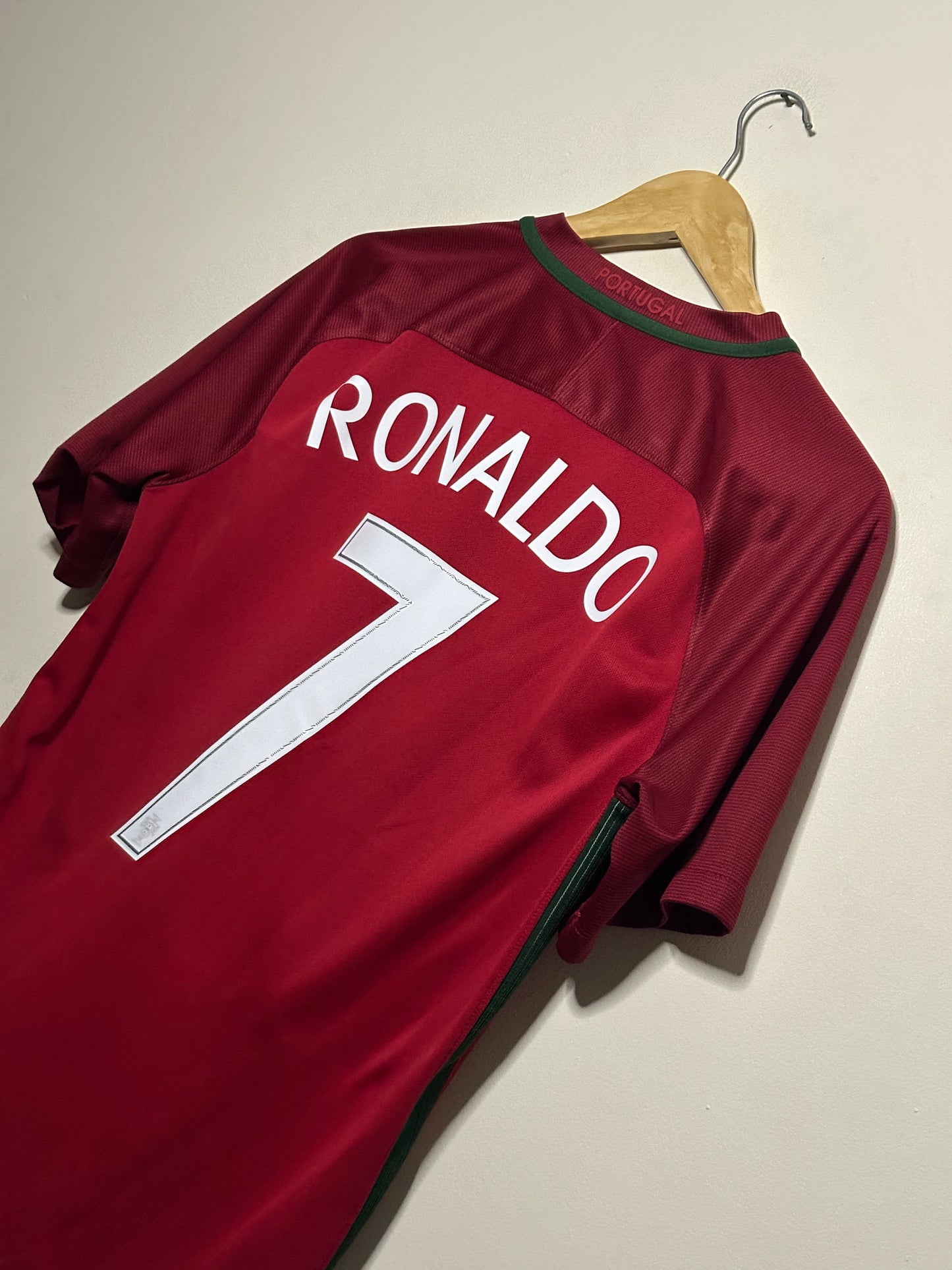 Cristiano Ronaldo Portugal 2016 home football shirt (M)