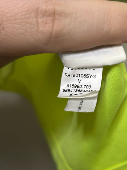 Lionel Messi FC Barcelona 2018-19 away football shirt (M)