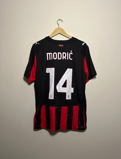 Luka Modric AC Milan 2025-26 home football shirt (L)