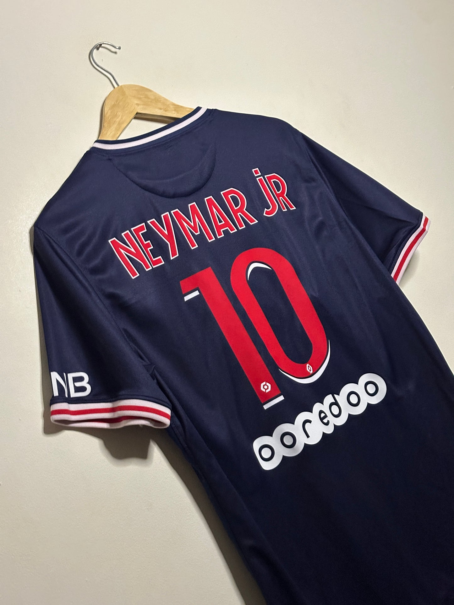 Neymar JR PSG 2020-21 home football shirt (L)
