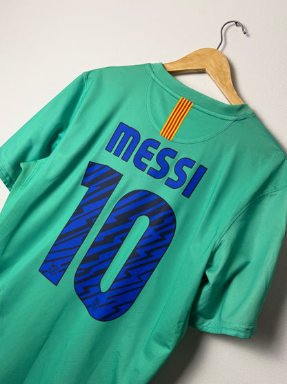 Lionel Messi FC Barcelona 2010-11 away football shirt (M)