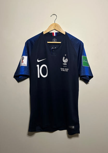 Kylian Mbappe France 2018 World Cup final edition home football shirt (L)