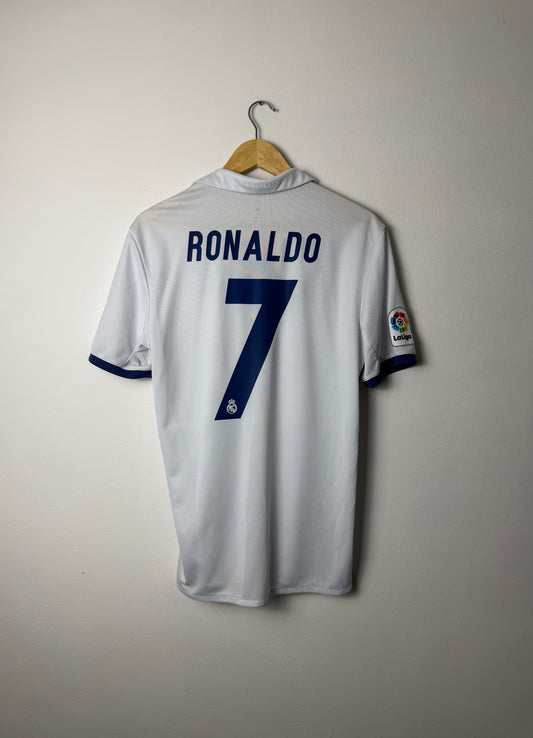 Cristiano Ronaldo Real Madrid CF 2016-17 home football shirt (M)